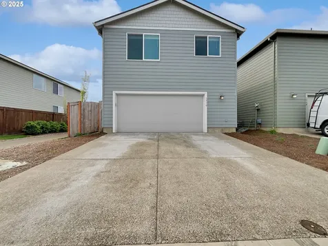 1910 Mccallum Lane Woodburn OR 97071