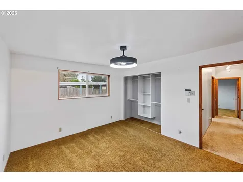 3123 Oak Street North Bend OR 97459