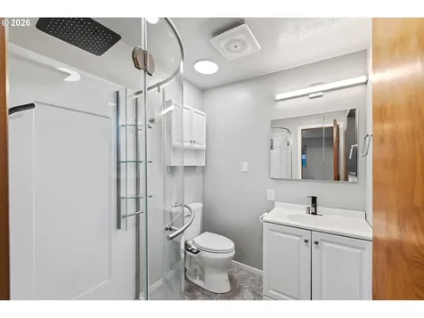 3123 Oak Street North Bend OR 97459