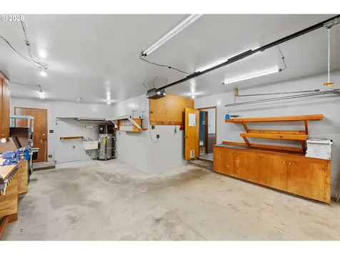 3123 Oak Street North Bend OR 97459