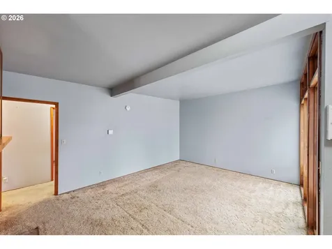 3123 Oak Street North Bend OR 97459