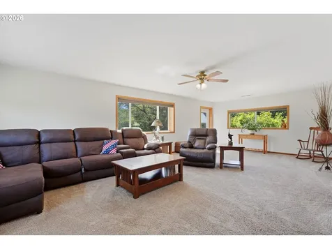 34430 SE Coupland Road Estacada OR 97023