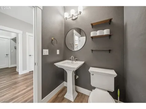 12412 NE 53rd Avenue Vancouver WA 98686