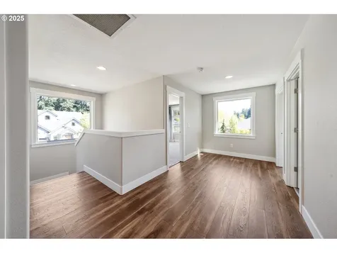 12412 NE 53rd Avenue Vancouver WA 98686