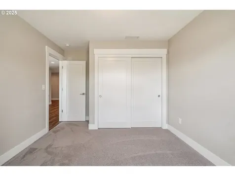 12412 NE 53rd Avenue Vancouver WA 98686