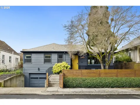 2243 SE 32nd Avenue Portland OR 97214