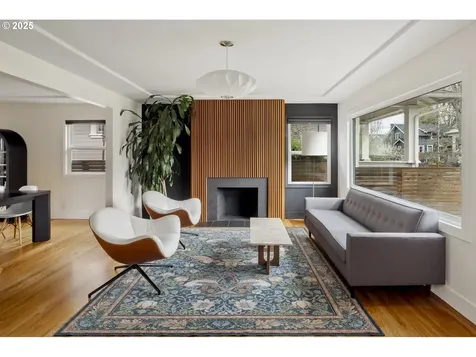 2243 SE 32nd Avenue Portland OR 97214