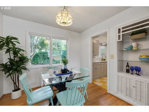 8805 SW Willow Lane Portland OR 97225