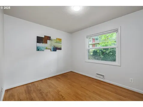 8805 SW Willow Lane Portland OR 97225