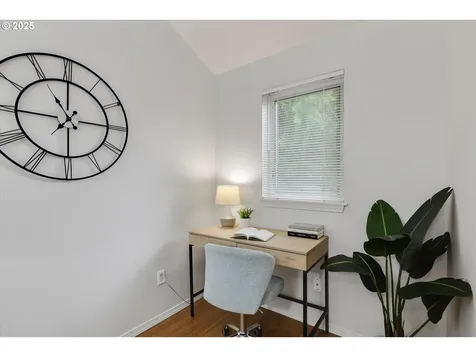8805 SW Willow Lane Portland OR 97225