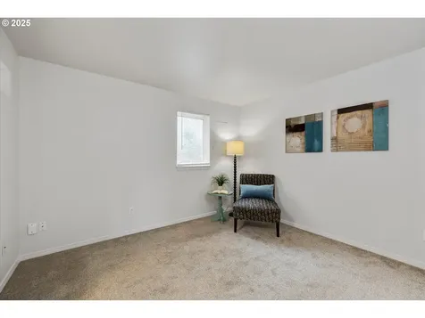 8805 SW Willow Lane Portland OR 97225