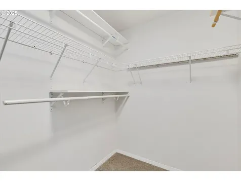8805 SW Willow Lane Portland OR 97225