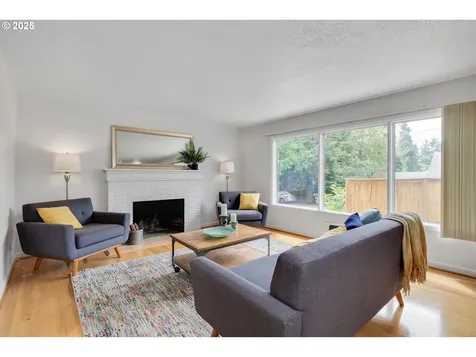 8805 SW Willow Lane Portland OR 97225