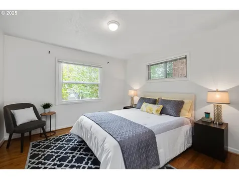 8805 SW Willow Lane Portland OR 97225