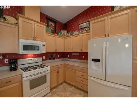 27835 Meridian Heights Loop Sweet Home OR 97386