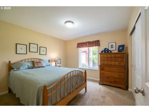 27835 Meridian Heights Loop Sweet Home OR 97386