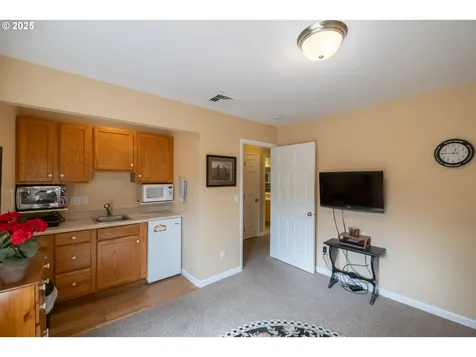 27835 Meridian Heights Loop Sweet Home OR 97386