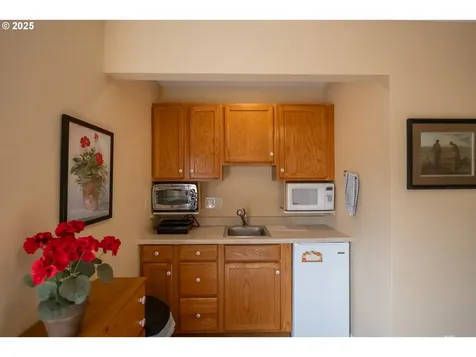 27835 Meridian Heights Loop Sweet Home OR 97386