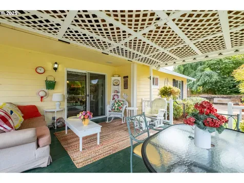 27835 Meridian Heights Loop Sweet Home OR 97386