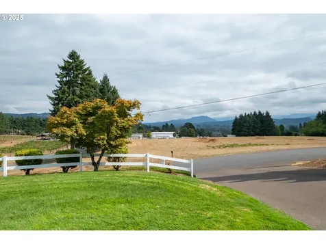 27835 Meridian Heights Loop Sweet Home OR 97386