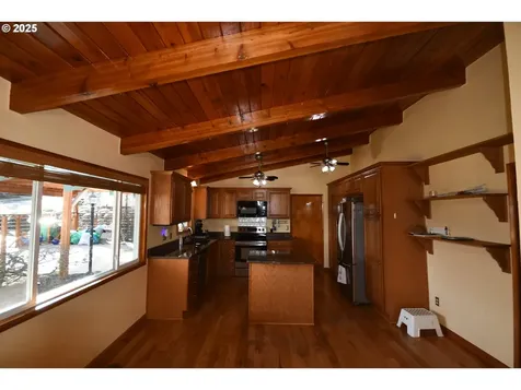 1613 Oregon Street The Dalles OR 97058