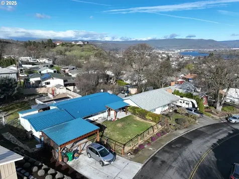 1613 Oregon Street The Dalles OR 97058