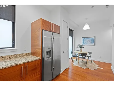 1728 NW Riverscape Street Portland OR 97209
