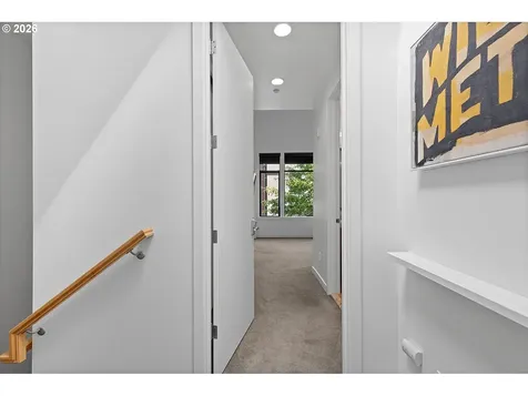1728 NW Riverscape Street Portland OR 97209