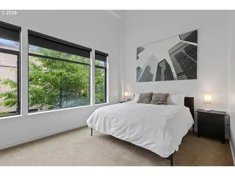 1728 NW Riverscape Street Portland OR 97209