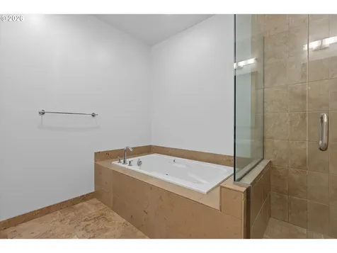 1728 NW Riverscape Street Portland OR 97209