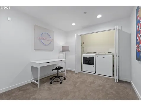 1728 NW Riverscape Street Portland OR 97209