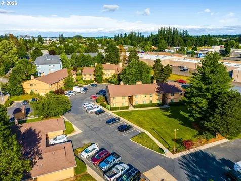 1254 NE 27th Street Mcminnville OR 97128