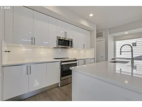 4179 SE 68th Avenue Hillsboro OR 97123