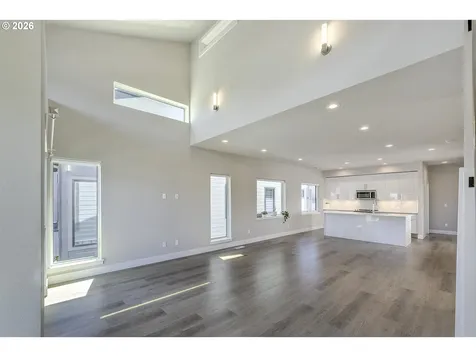 4179 SE 68th Avenue Hillsboro OR 97123