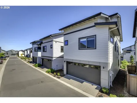 4179 SE 68th Avenue Hillsboro OR 97123