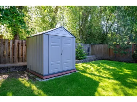 10904 SW 62nd Place Portland OR 97219