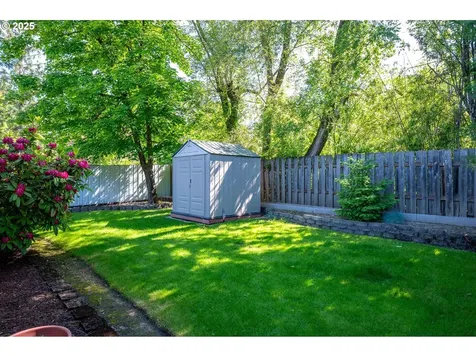 10904 SW 62nd Place Portland OR 97219