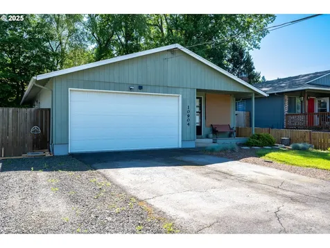 10904 SW 62nd Place Portland OR 97219