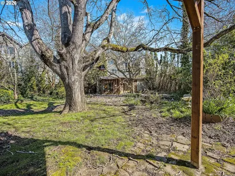 907 SW Halsey Street Troutdale OR 97060