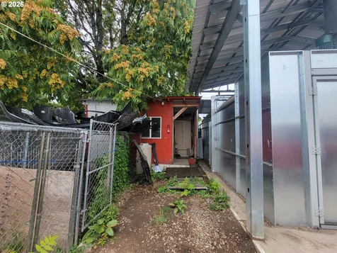8705 SE Foster Road Portland OR 97266