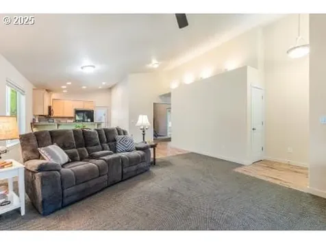 10501 NE 68th Avenue Vancouver WA 98686