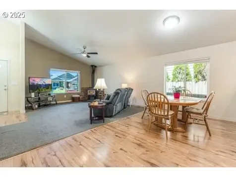 10501 NE 68th Avenue Vancouver WA 98686