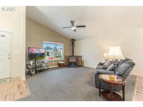 10501 NE 68th Avenue Vancouver WA 98686