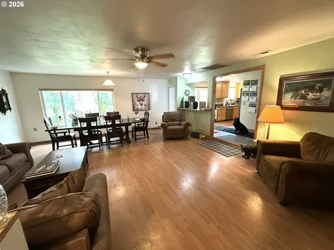 159 Fawn Drive Roseburg OR 97470