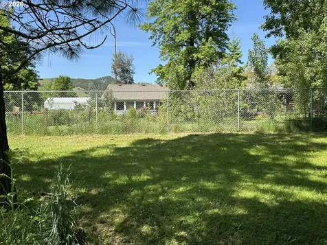 159 Fawn Drive Roseburg OR 97470