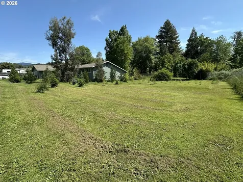 159 Fawn Drive Roseburg OR 97470