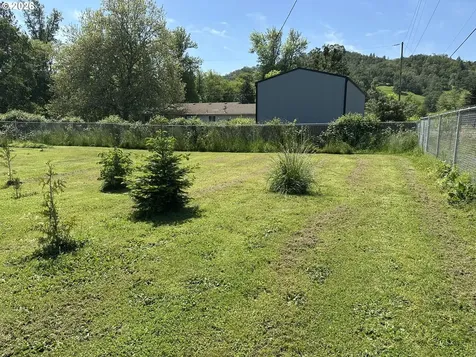159 Fawn Drive Roseburg OR 97470