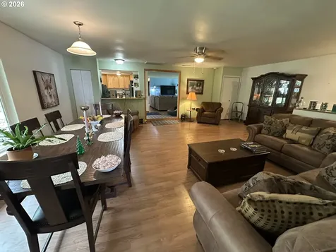 159 Fawn Drive Roseburg OR 97470
