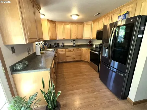 159 Fawn Drive Roseburg OR 97470