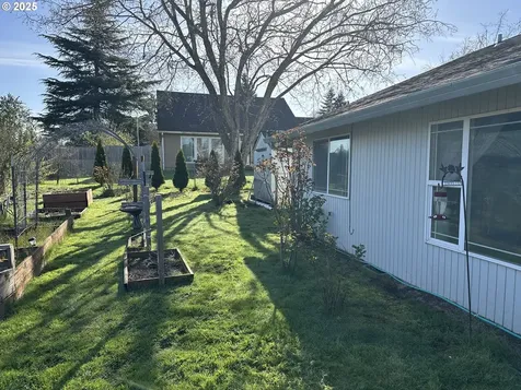 11019 NW 30th Court Vancouver WA 98685